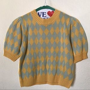 Teal and yellow diamond knit short puff sleeve sweater